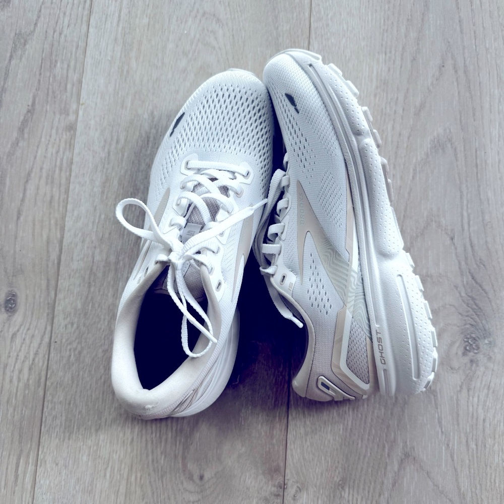 Brooks Ghost 15 Sneakers Shoes